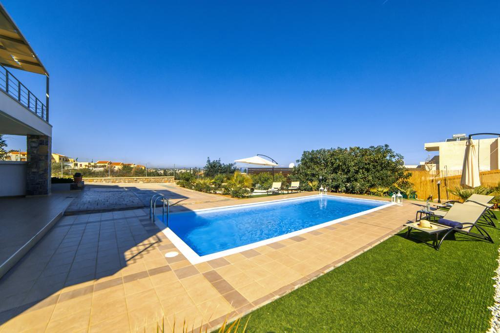 Aroma Villas Hersonissos  Eksteriør billede